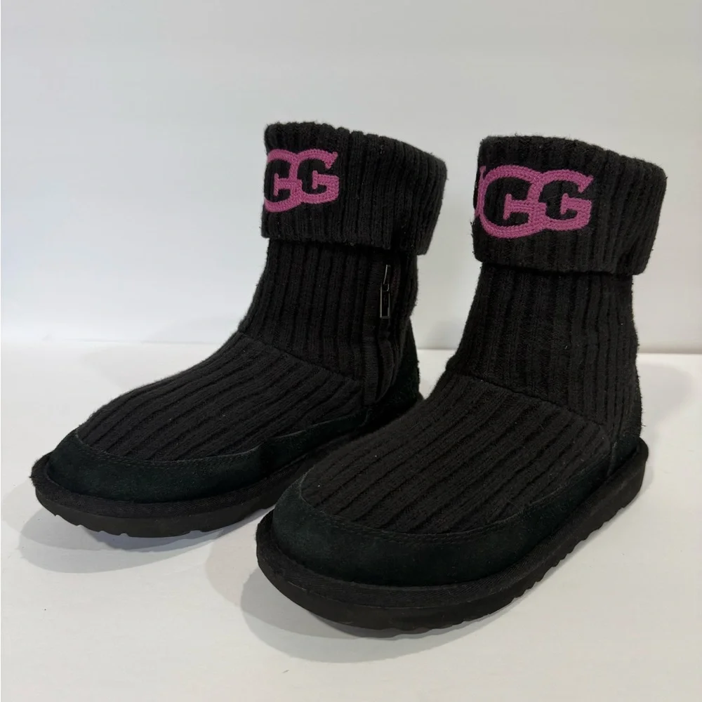UGG CARDY KNIT BOOTS FOR BIG GIRL SIZE 4